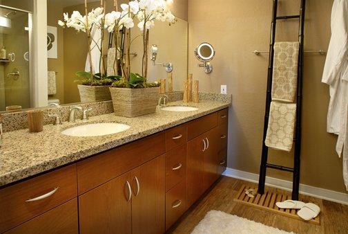 Отель Oakwood Коста Меса Экстерьер фото